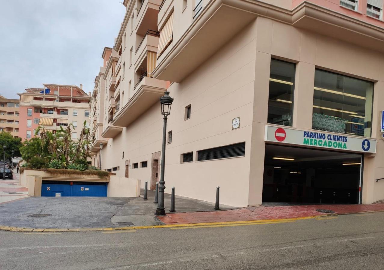 Sub-atico Con Parking En El Centro De Appartement Estepona